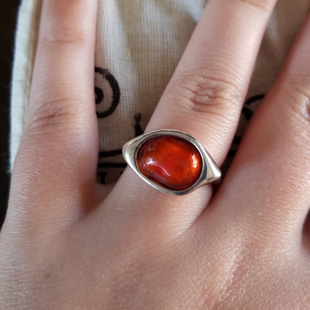 Red ciclon ring